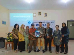 MOU ITB AAS Indonesia dengan Kantor Akuntan Publik Naufal Widita Jati Cabang Surakarta